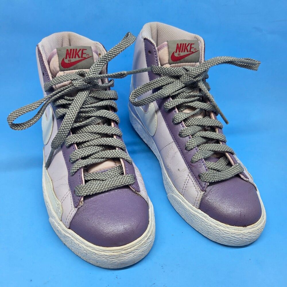 Nike Blazer High Top Womens Purple Athletic Sneakers Size US 8 EUR 39